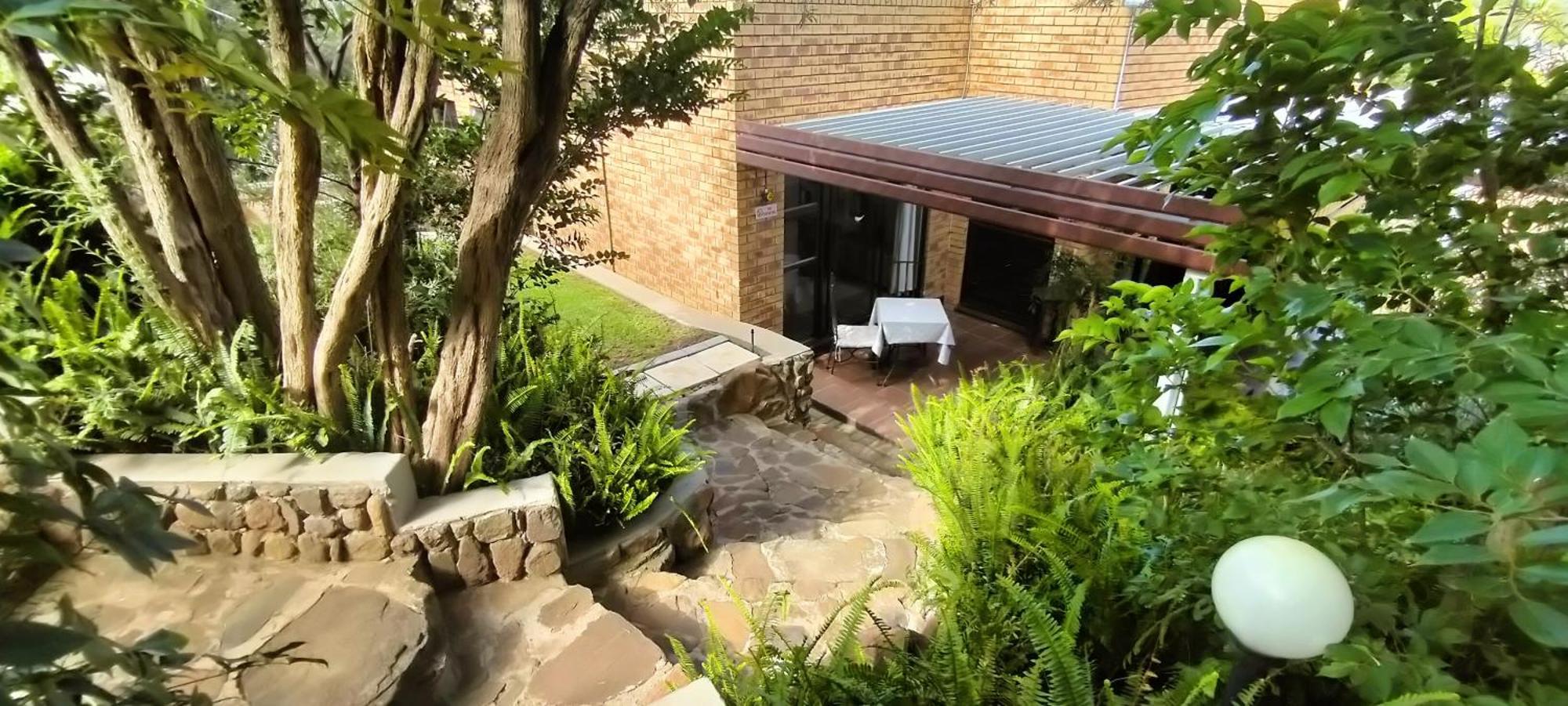 Mountain Gem Bed & Breakfast บลูมฟอนเทน ภายนอก รูปภาพ